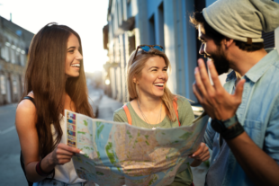 Turismo de luxo: 5 destinos incríveis para viajar com os amigos