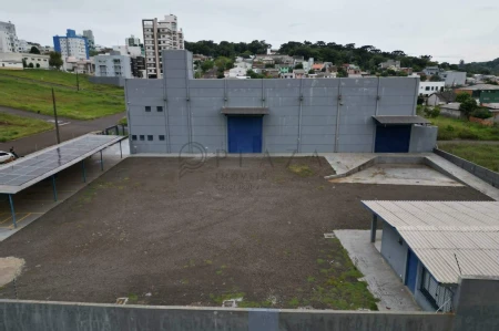 Barracão para alugar com 1.100m² no Paraiso em Chapecó - Foto 2