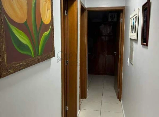 13764