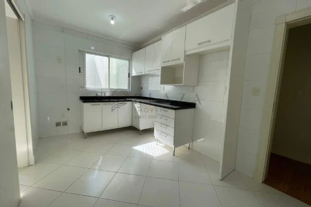 Apartamento para alugar com 3 quartos, 180m² no Centro em Chapecó - Foto 8