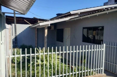 Casa à venda com 3 quartos, 130m² no Efapi em Chapecó - Foto 2