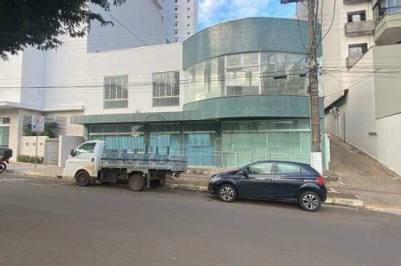 Sala Comercial para alugar com 400m² no Centro em Chapecó - Foto 1