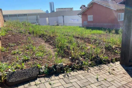 Terreno à venda com 382m² no Centro em Chapecó - Foto 1