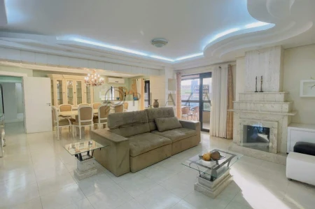 Apartamento para alugar com 3 quartos, 275m² no Centro em Chapecó - Foto 2