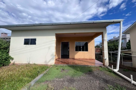 Casa para alugar com 3 quartos, 100m² no Vila Real em Chapecó - Foto 1