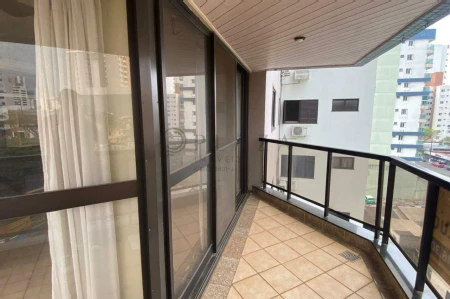 Apartamento para alugar com 4 quartos, 250m² no Centro em Chapecó - Foto 5