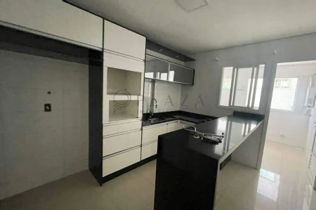 Apartamento para alugar com 3 quartos, 150m² no Centro em Chapecó - Foto 4