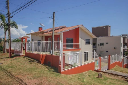 Casa à venda com 2 quartos, 204m² no Esplanada em Chapecó - Foto 1