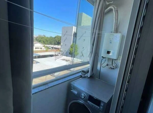 10567