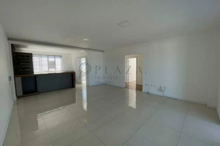 Apartamento para alugar com 2 quartos, 135m² no Jardim Europa em Chapecó - Foto 2