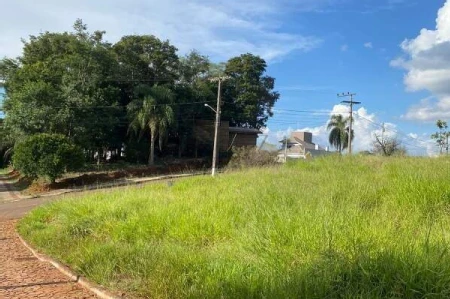 Terreno à venda com 326m² no Mirante do Trevo em Chapecó - Foto 1