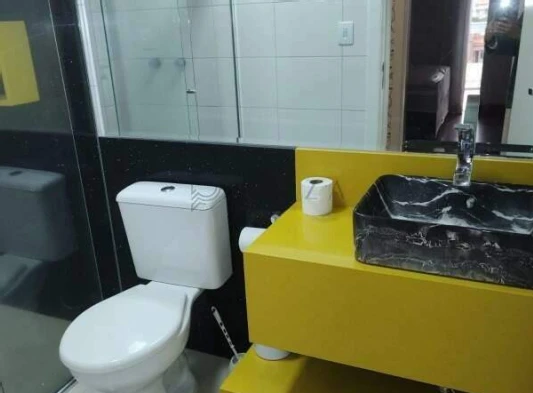 9563