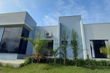 Casa para alugar com 3 quartos, 200m² no Espelho Das Águas em Chapecó - Foto 1