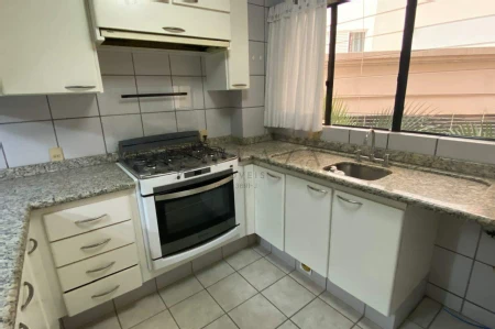 Apartamento para alugar com 4 quartos, 280m² no Centro em Chapecó - Foto 7