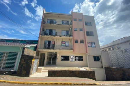 Apartamento para alugar com 4 quartos, 142m² no Centro em Chapecó - Foto 1