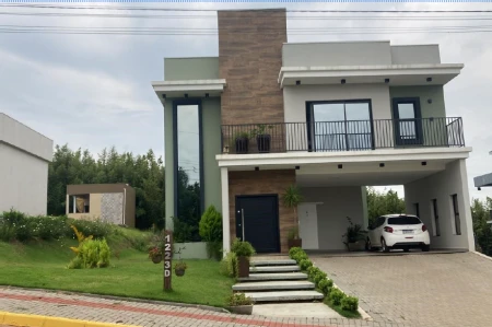 Casa à venda com 274m² no Espelho Das Águas em Chapecó - Foto 1