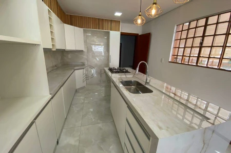 Casa para alugar com 4 quartos, 230m² no Presidente Médici em Chapecó - Foto 3