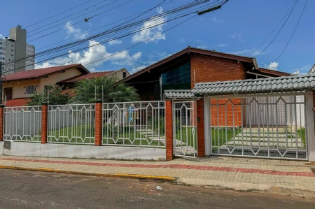 Casa à venda com 3 quartos, 229m² no Maria Goretti em Chapecó - Foto 7