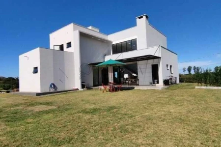 Casa à venda com 4 quartos, 211m² no Bouganville Residence em Chapecó - Foto 2