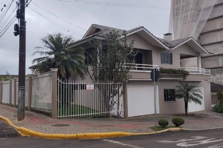 Casa para alugar com 3 quartos, 350m² no São Cristóvão em Chapecó - Foto 3