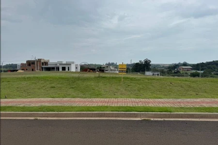 Terreno em condomínio à venda com 400m² no Seminário em Chapecó - Foto 1