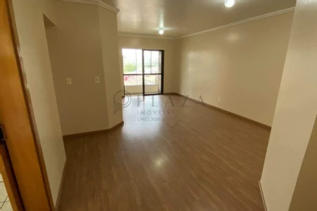 Apartamento para alugar com 3 quartos, 120m² no Centro em Chapecó - Foto 2