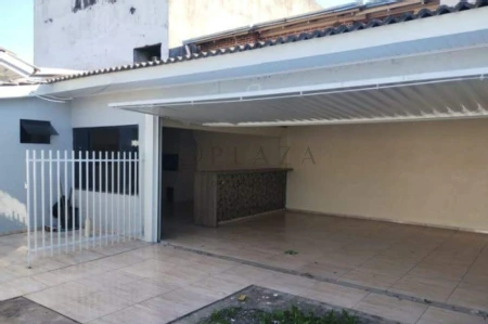 Casa à venda com 3 quartos, 130m² no Efapi em Chapecó - Foto 1