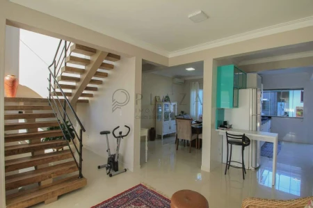 Casa à venda com 3 quartos, 200m² no Vila Real em Chapecó - Foto 1