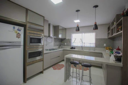 Casa à venda com 4 quartos, 235m² no Passo dos Fortes em Chapecó - Foto 2