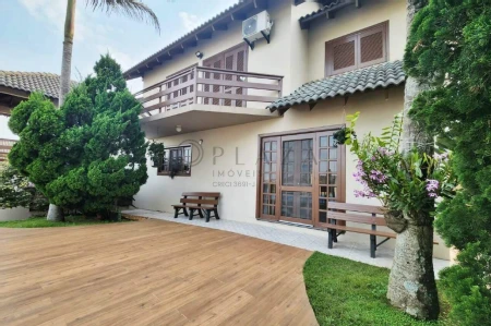 Casa à venda com 3 quartos, 277m² no Lider em Chapecó - Foto 1