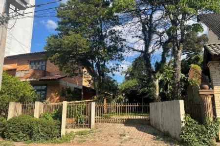 Casa para alugar com 4 quartos, 310m² no Jardim Itália em Chapecó - Foto 1