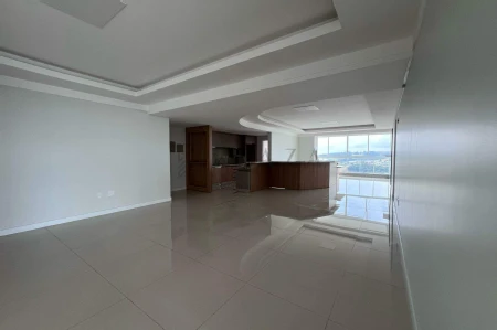 Apartamento para alugar com 4 quartos, 235m² no Lider em Chapecó - Foto 6