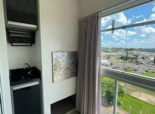 10818