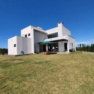 Casa à venda com 4 quartos, 211m² no Bouganville Residence em Chapecó - Foto 2