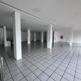 Sala Comercial para alugar com 440m² no Centro em Chapecó – Foto 2