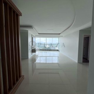 Apartamento para alugar com 4 quartos, 235m² no Lider em Chapecó – Foto 2