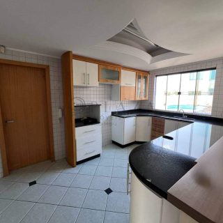 Casa para alugar com 4 quartos, 300m² no Centro em Chapecó – Foto 6