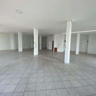 Sala Comercial para alugar com 390m² no São Cristóvão em Chapecó – Foto 2