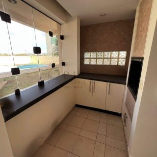 Casa para alugar com 4 quartos, 300m² no Centro em Chapecó – Foto 3
