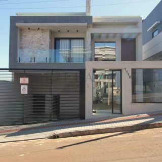 Casa à venda com 3 quartos, 241m² no Jardim Europa em Chapecó - Foto 1